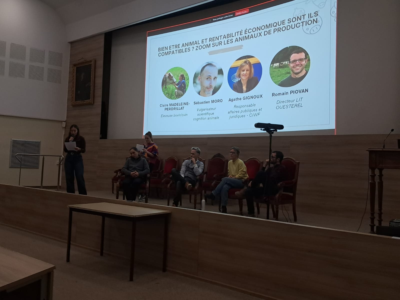 Table ronde sur le bien-être animal et rentabilité économique